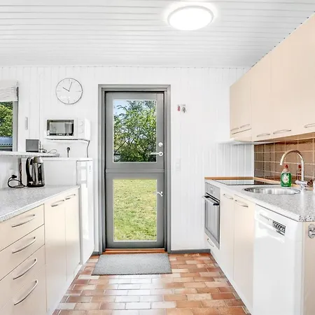 Lars - 250m From The Sea In Lolland- Falster And Mon By Interhome Ferienhaus Dannemare