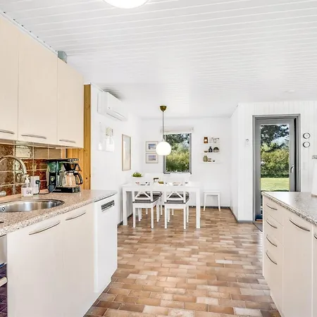 Ferienhaus Lars - 250m From The Sea In Lolland- Falster And Mon By Interhome *
