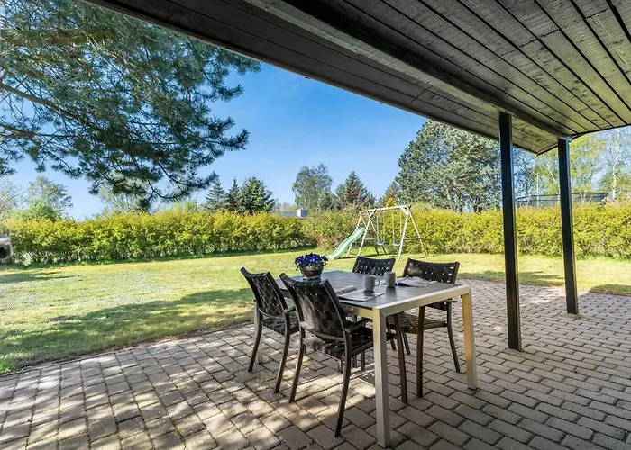 Semesterbostad Lars - 250m From The Sea By Interhome *